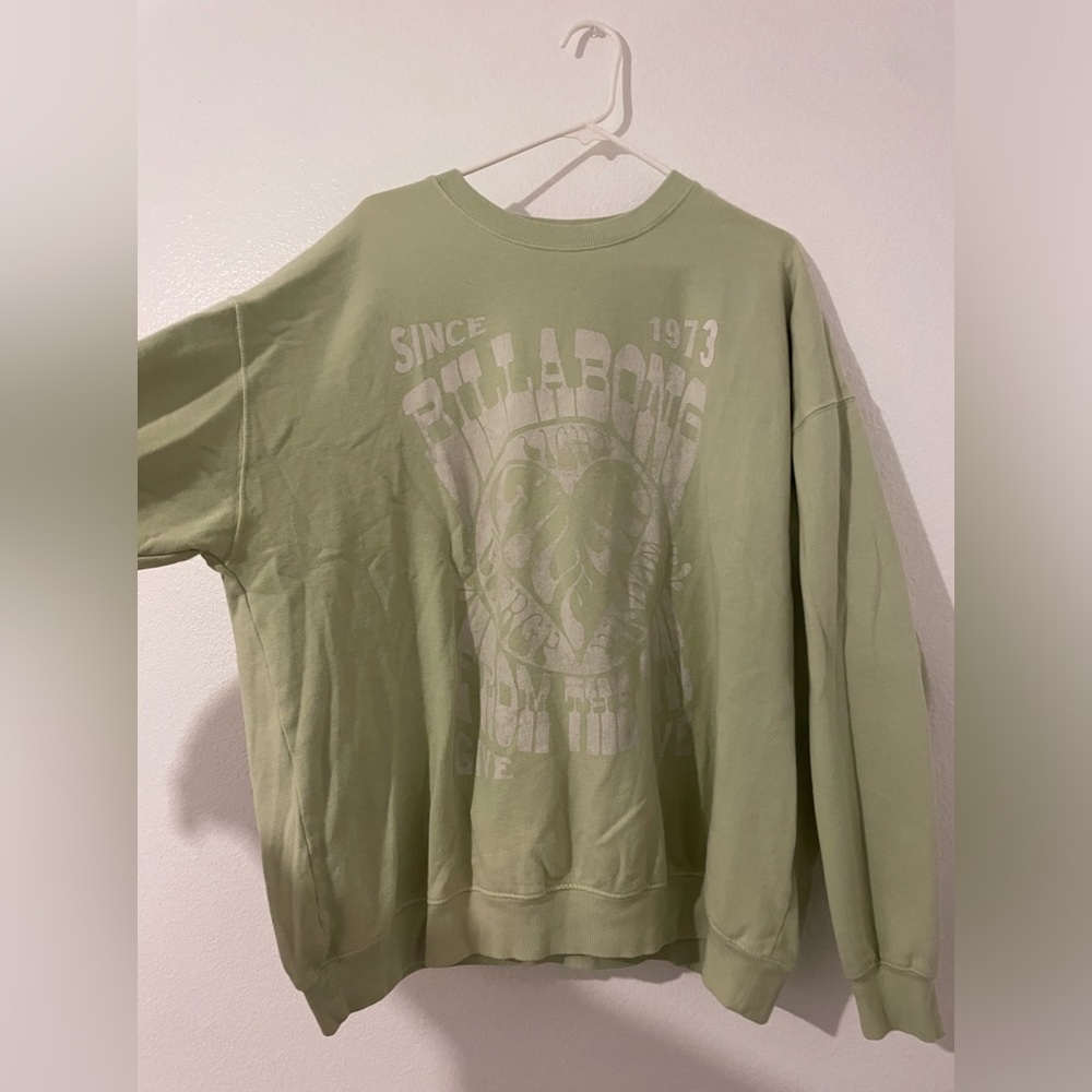 Billabong Women’s Green Crewneck